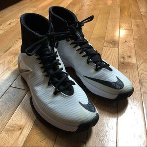 Nike Shoes - Nike Zoom Clear Out TB ‘Black/White’